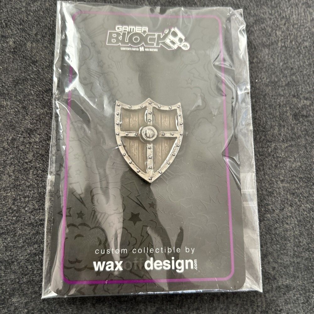 Nerd Block Gamer Block Exclusive Medieval Wooden Shield Collectible Pin
